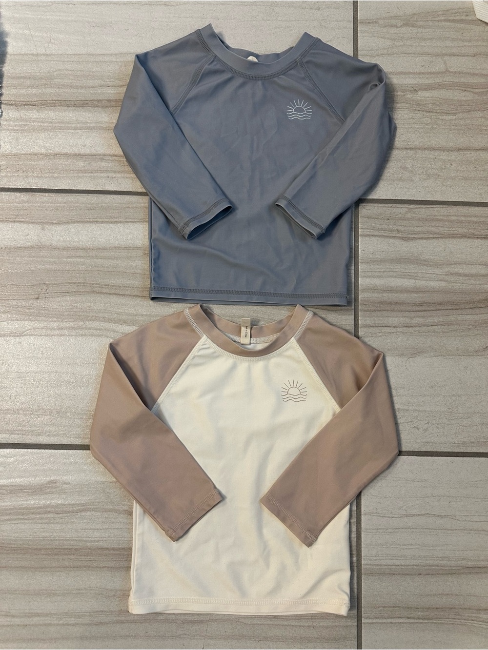 Quincy Mae Kids Long Sleeve Rashguards - Gray & Cream with Tan Sleeves